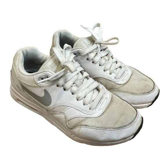 Nike Air Max 1 Ultra Essentials White Running Shoes Gray White 7 - Picture 1 of 9